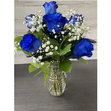 EV23-6RoseBl_Six_Blue_Roses_in_a_Vase